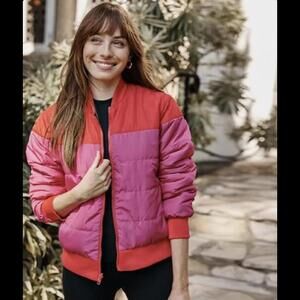 Summersalt Reversible Packable Puffer- Hot Pink/Red, Size S